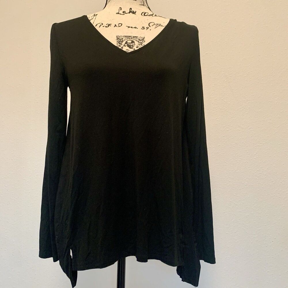 White House Black Market Black Pleated Long Sleeve Top Medium